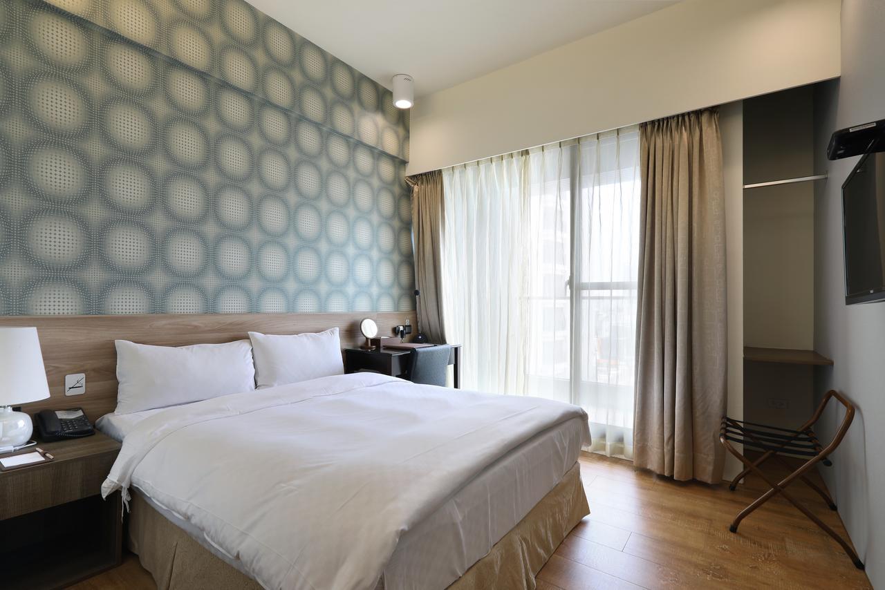 Kun Hotel Тайчжун Экстерьер фото