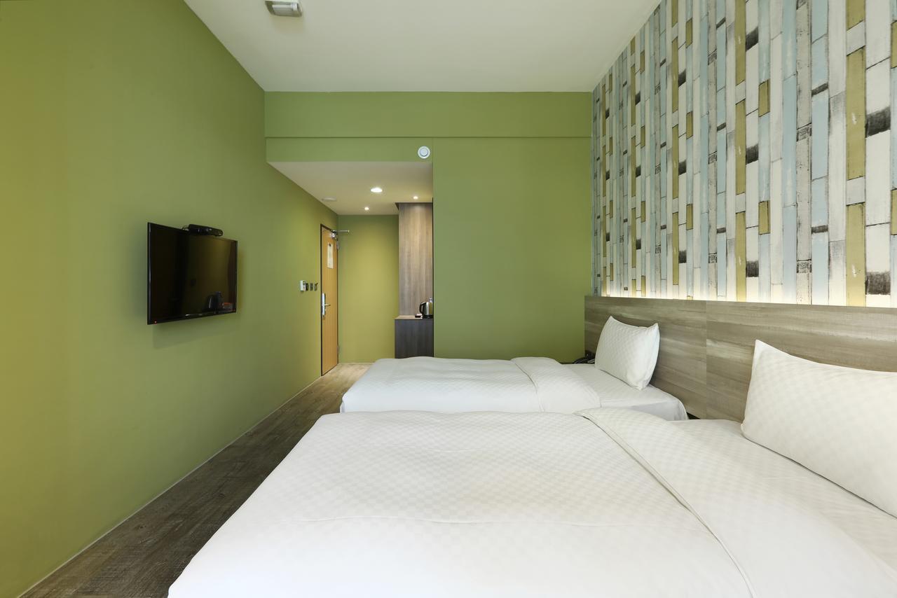 Kun Hotel Тайчжун Экстерьер фото