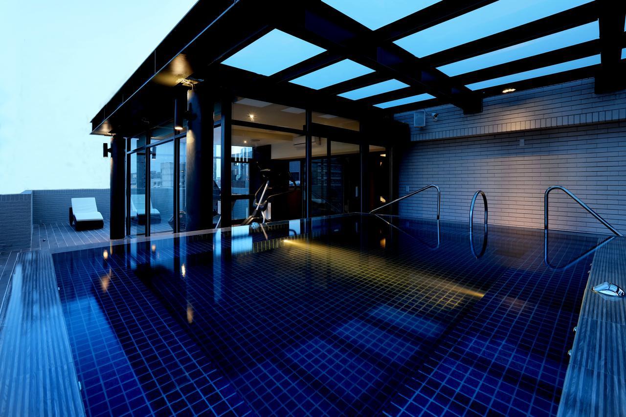 Kun Hotel Тайчжун Экстерьер фото