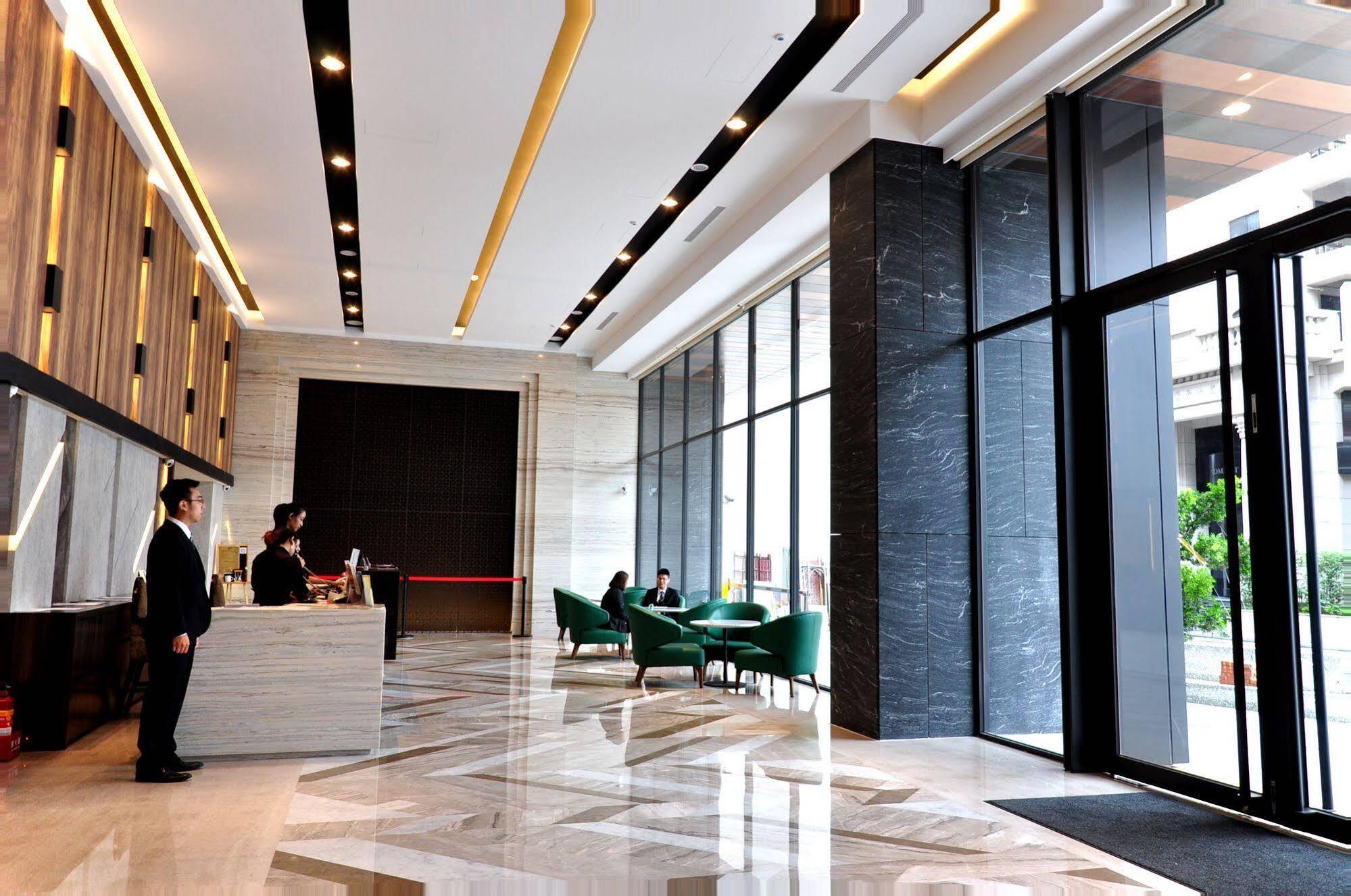 Kun Hotel Тайчжун Экстерьер фото