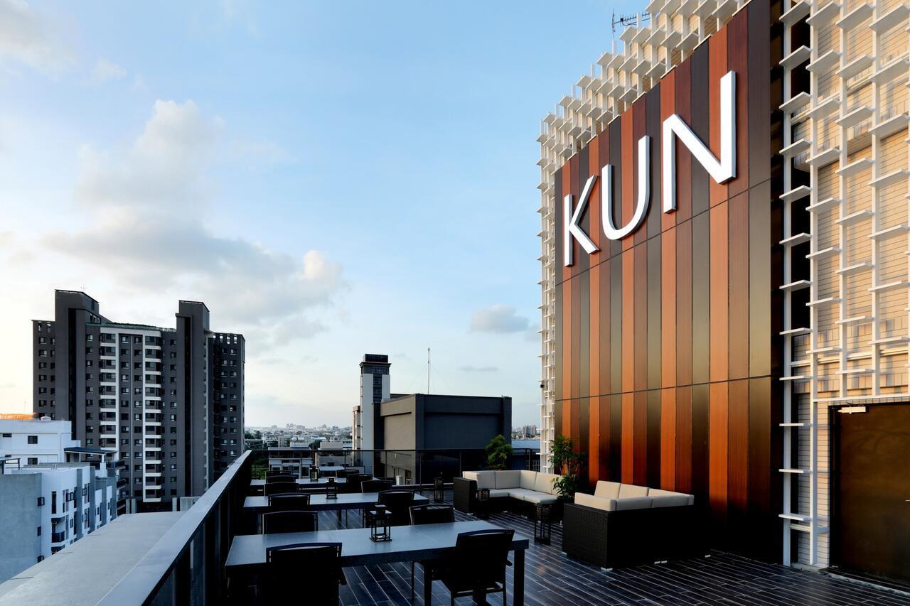 Kun Hotel Тайчжун Экстерьер фото
